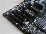 Gigabyte 990FXA-UD3 PCI Slots.jpg