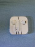 Apple EarPods.jpg