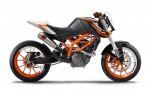 2011 KTM 125 Duke Photos.jpg