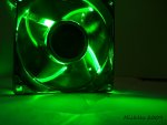 sunbeam anodized green led fan in aktion mit weiss 2.jpg