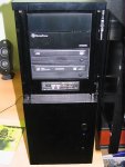 alriin-albums-silverstone-tj10-nvidia-edition-1057-picture12985-mit-geoeffneter-tuer.jpg