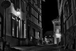 Straße schwarz weiß.jpg