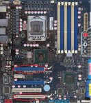 ASUS Rampage II Extreme PCIe-Slots.jpg