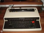 triumph-adler-schreibmaschine-9584720861.jpg