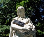 Statue+ GTX 8800 Mr.BlackX.jpg