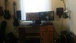 desk_2.jpg