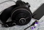 Headphones.jpg