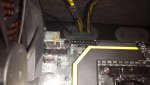 3-10_Kabeldurchgang-Mainboard-12V.jpg