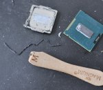 intel22nm_03_IHS-säubern.jpg