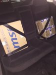 paket im auto.jpg