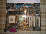 Asus A7V (Sockel 462).jpg