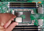 Intel-Knights-Landing-LGA-3647-2-pcgh.jpg