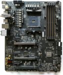 35. MSI X470 Gaming M7 AC Mainboard ohne Kühlelemente.jpg