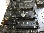 53. PCIe Steckplätze.jpg