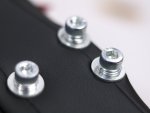 Armlehnenschrauben.jpg