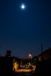 Gasse mit Vollmond.jpg