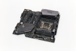Asus-ROG-Rampage-VI-Apex-006.JPG