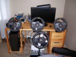Porsche_Fanatec_Lenkrad_viele.jpg