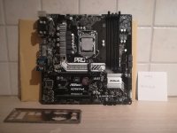 mobo3.jpg