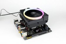 25_AeroCool_Cylon_3.jpg