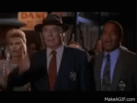 Menschen_klatschen_sich_auf_die_Stirn.gif