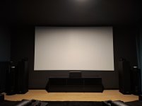 leinwand-center.jpg