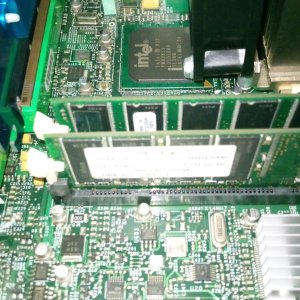 Intel 815 Chipsatz