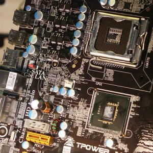 Biostar Mainboard ohne Kühler