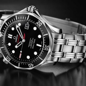 Omega Seamaster Diver James Bond Collectors Edition