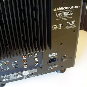 Creative Gigaworks 7.1 Subwoofer 1