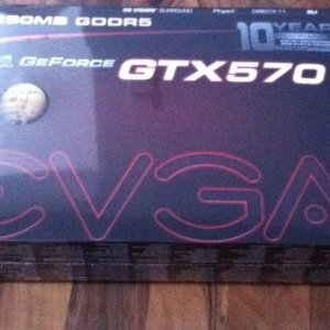 CM690II Mode
GTX570 Verpackung