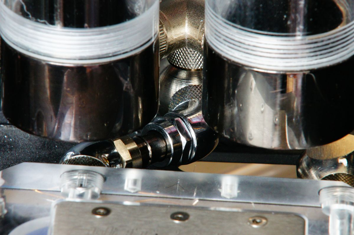 AGB   Pumpen