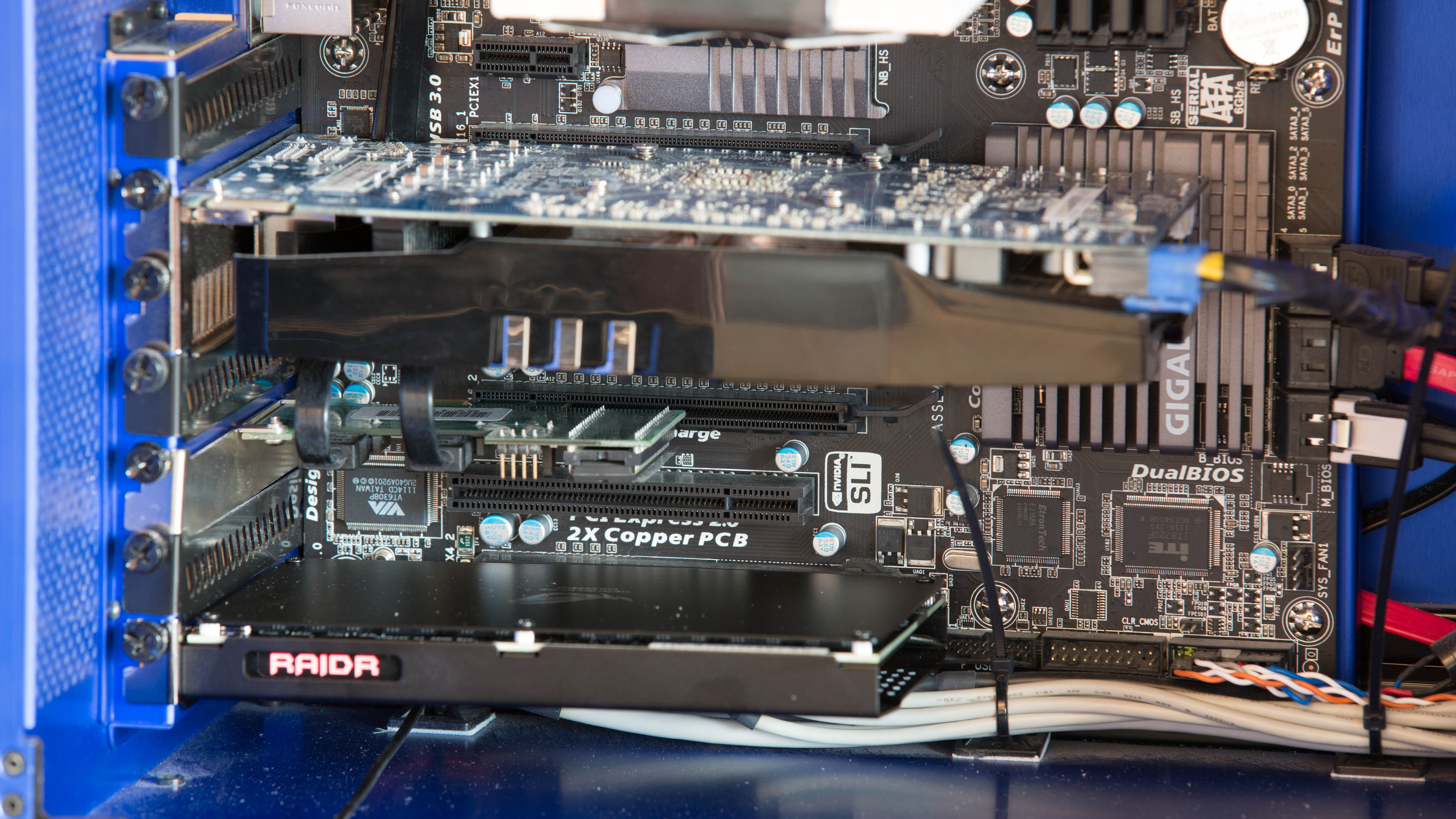 Asus Raidr 10