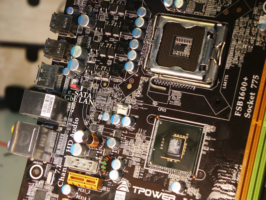 Biostar Mainboard ohne Kühler
