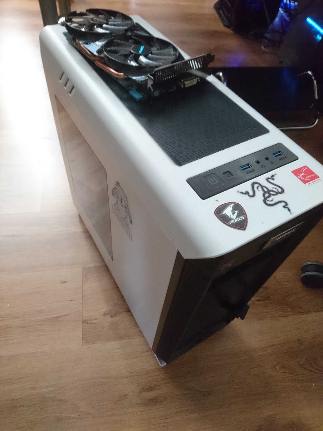 Erstes Case, da sollte ursprünglich alles reinpassen.