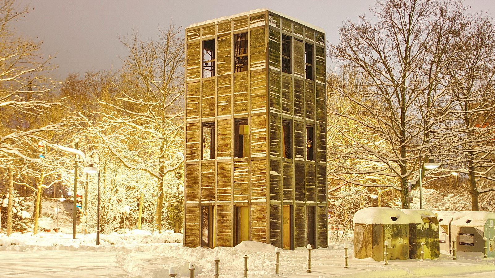 Holzturm 3