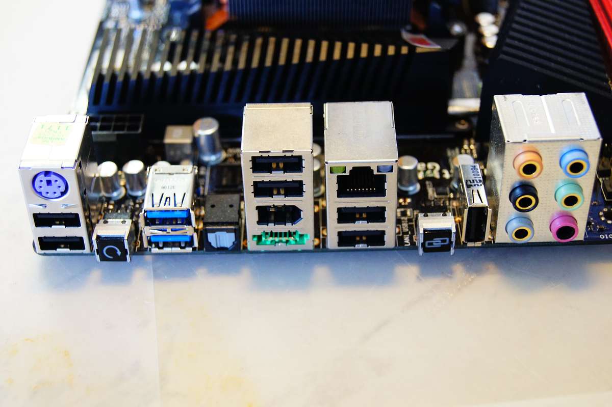 I O Panel