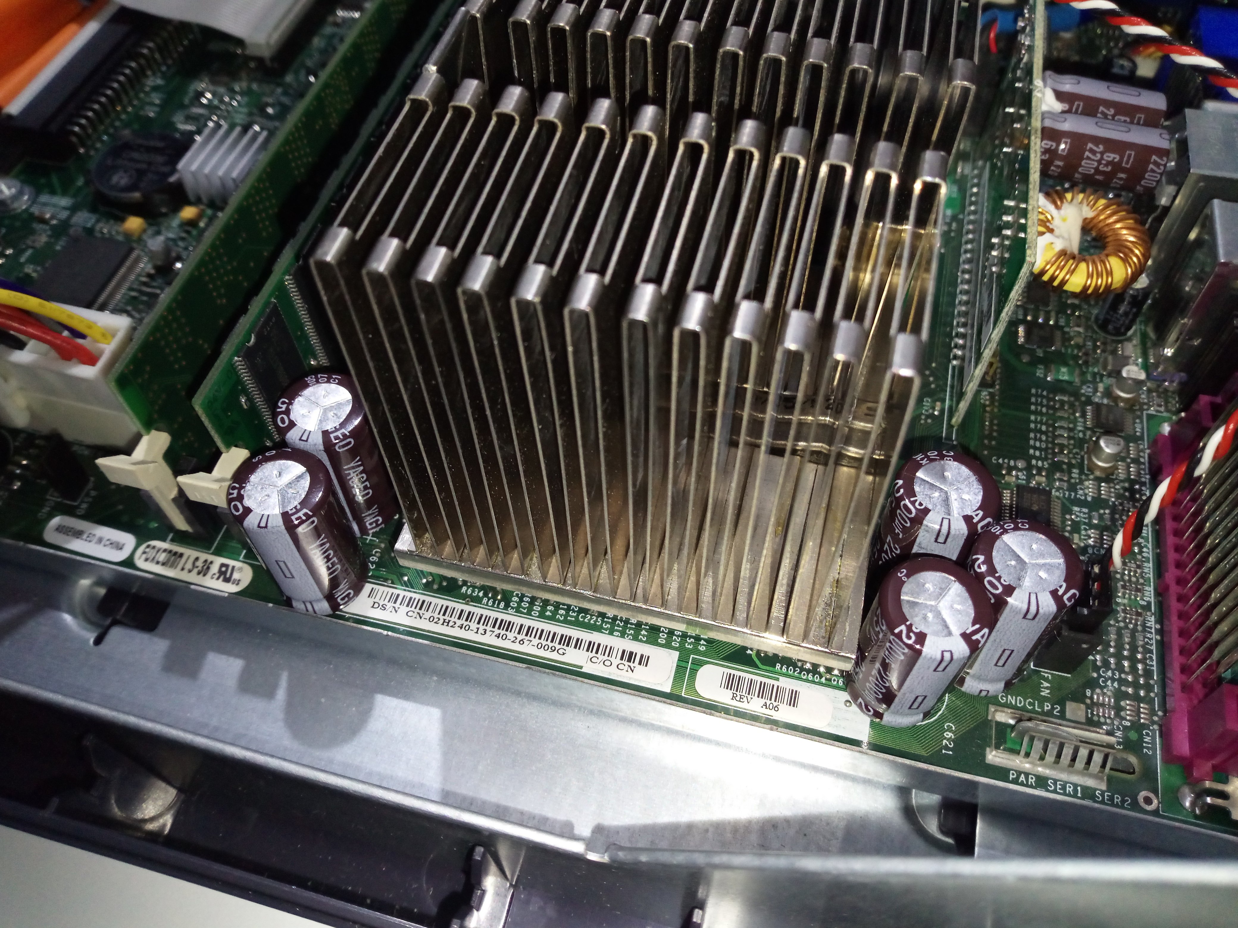 YAGEO 2200mF/ 25V